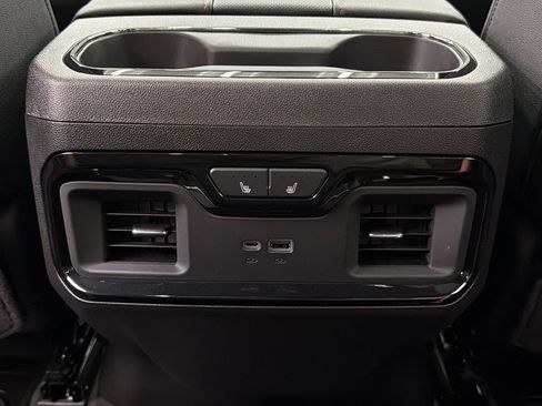 Used 2026 GMC Sierra 1500 AT4 w/ AT4 Premium Package AWD/4WD image 39