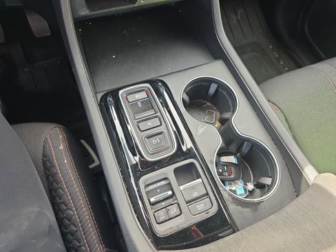 Used 2025 Honda Pilot Sport image 16