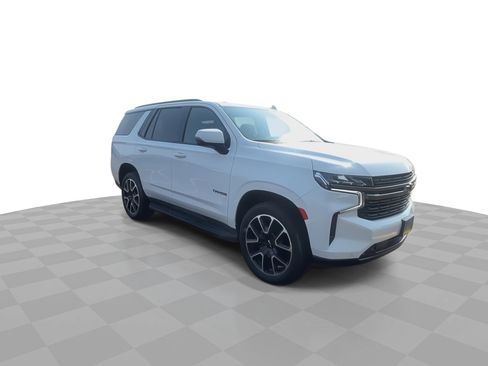 Used 2022 Chevrolet Tahoe RST w/ Sport Performance Package image 2