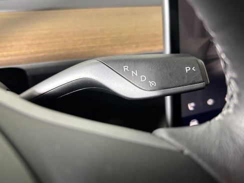 Used 2023 Tesla Model Y Long Range AWD/4WD image 24
