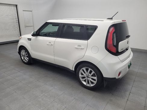 Used 2019 Kia Soul + FWD image 3