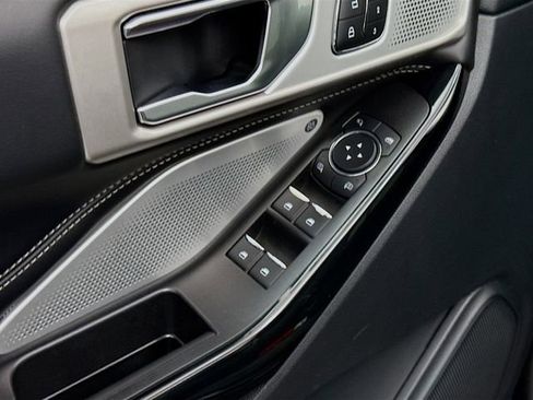 Used 2021 Ford Explorer ST w/ Equipment Group 401A image 18