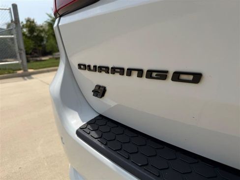 Used 2018 Dodge Durango GT w/ Premium Group AWD/4WD image 14