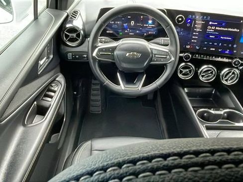 New 2026 Chevrolet Blazer EV LT image 13
