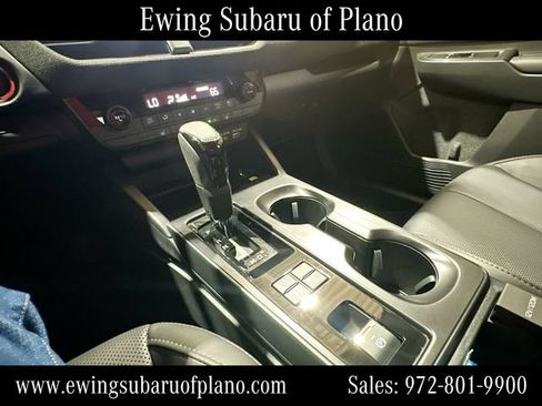 Used 2026 Subaru Outback Limited AWD/4WD image 17