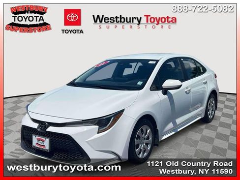 Used 2022 Toyota Corolla LE FWD image 5