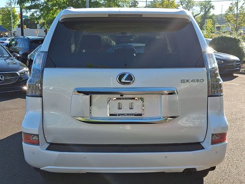 Used 2023 Lexus GX 460 Premium w/ Premium Package AWD/4WD image 5