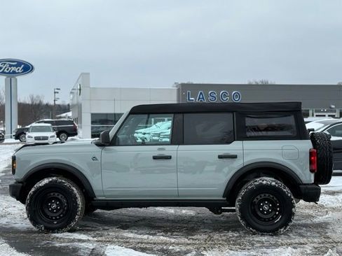 Used 2023 Ford Bronco Black Diamond image 41