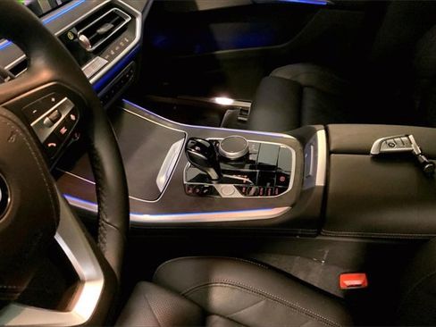 Used 2023 BMW X5 sDrive40i w/ Luxury Seating Package image 16
