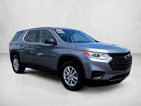 Certified 2018 Chevrolet Traverse LS w/ LPO, Black Accent Package FWD image 2