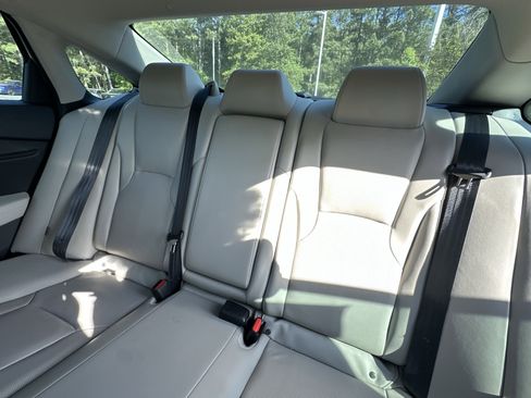 Used 2023 Honda Accord Touring image 10