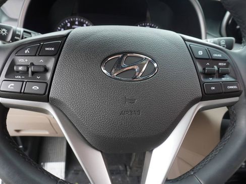 Used 2019 Hyundai Tucson Limited w/ Cargo Package image 17