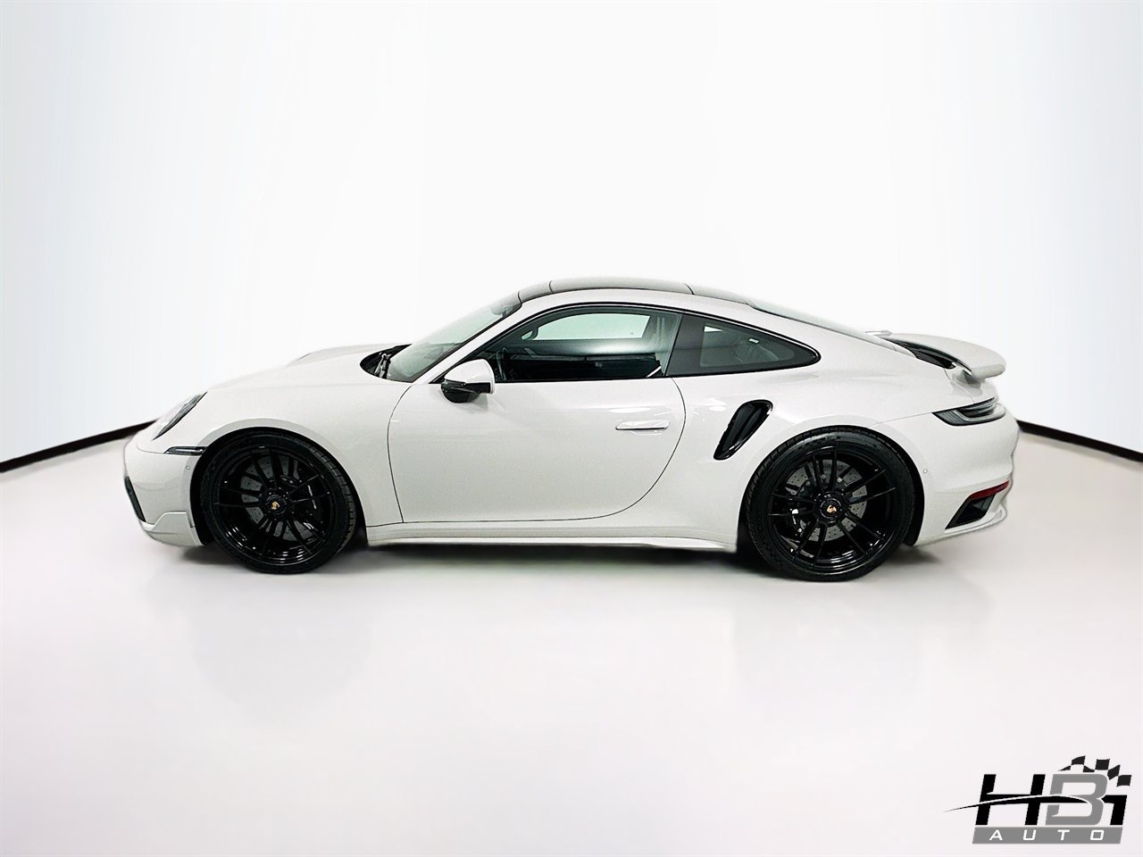 Used 2022 Porsche 911 Turbo S AWD/4WD image 8