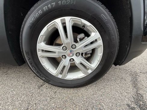 Used 2024 GMC Terrain SLE AWD/4WD image 34