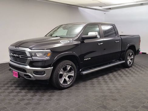 Used 2019 RAM 1500 Laramie AWD/4WD image 1