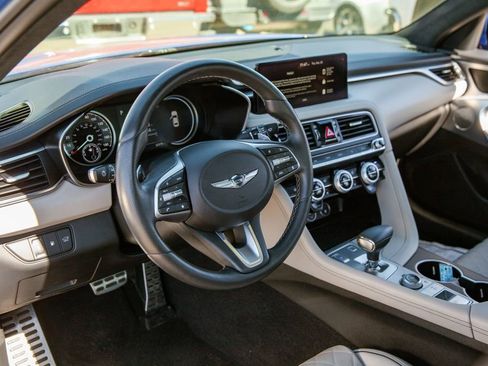 Used 2023 Genesis G70 3.3T w/ Sport Prestige Package image 10