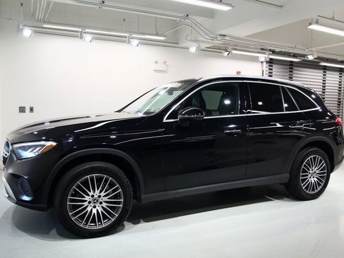 Certified 2025 Mercedes-Benz GLC 300 GLC 300 image 14