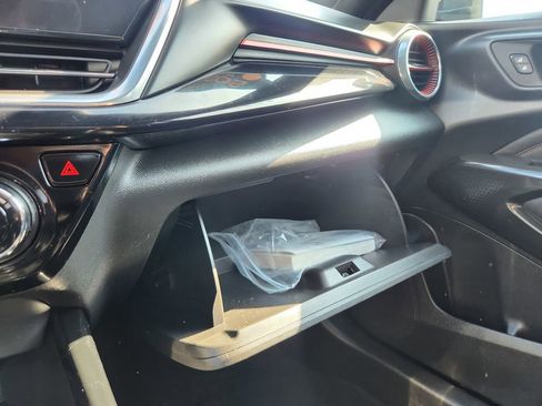 Certified 2024 Chevrolet Trax RS w/ Driver Confidence Package image 14