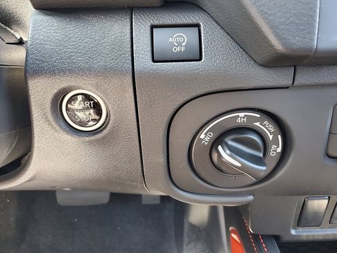 New 2025 Nissan Frontier PRO-4X AWD/4WD image 27