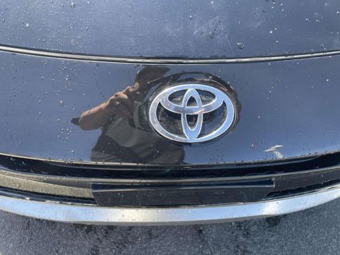 Used 2025 Toyota Prius Plug-In Hybrid image 20