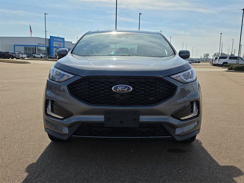 Used 2022 Ford Edge ST-Line image 3