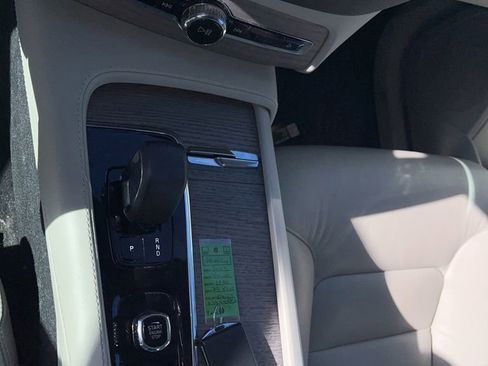 Certified 2023 Volvo XC90 B5 Plus image 12