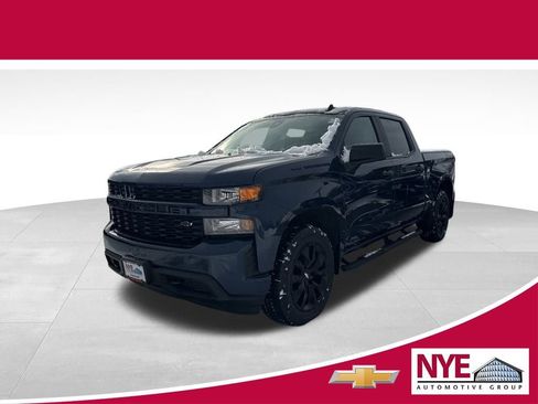 Used 2021 Chevrolet Silverado 1500 Custom w/ LPO, Dark Essentials Package image 1