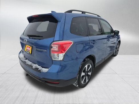 Used 2018 Subaru Forester 2.5i Premium w/ All-Weather Package image 3