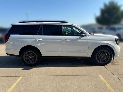 New 2027 Ford Expedition Platinum w/ Driver's Package