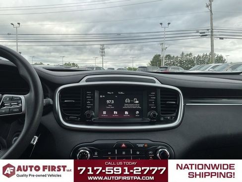 Used 2020 Kia Sorento AWD V6 image 20