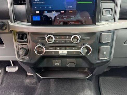 Used 2025 Ford F150 XLT w/ Equipment Group 301A Standard AWD/4WD image 18