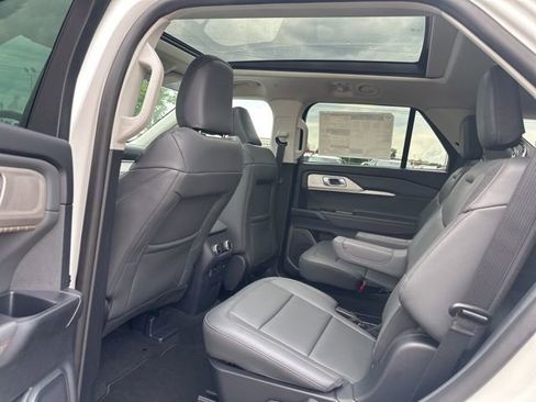New 2026 Ford Explorer Active w/ Active Comfort Package AWD/4WD image 26