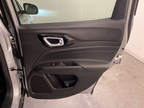 New 2026 Jeep Compass Limited image 25