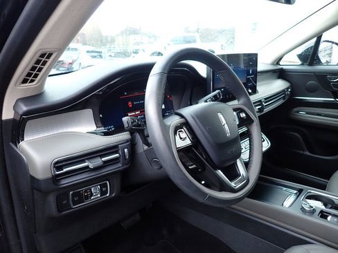 Used 2023 Lincoln Corsair AWD w/ Equipment Group 101A image 14