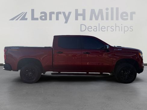 Used 2023 Chevrolet Silverado 1500 LT Trail Boss w/ LT Trail Boss Premium Package AWD/4WD image 6