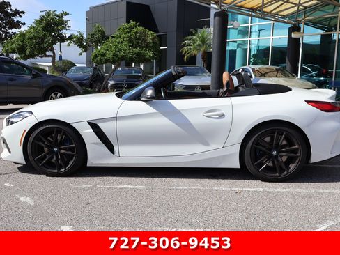 Used 2020 BMW Z4 M40i w/ Premium Package image 7