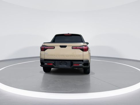 Used 2023 Hyundai Santa Cruz SE image 6
