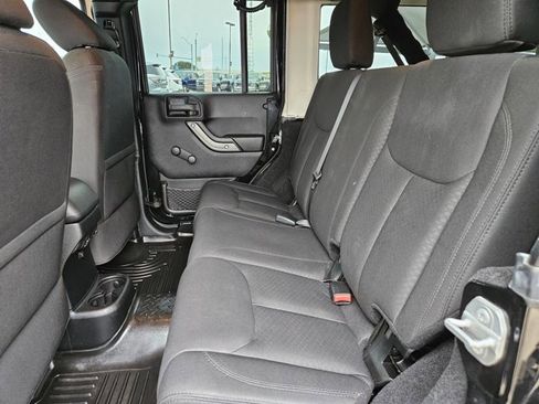 Used 2015 Jeep Wrangler Unlimited Sport w/ Connectivity Group image 22