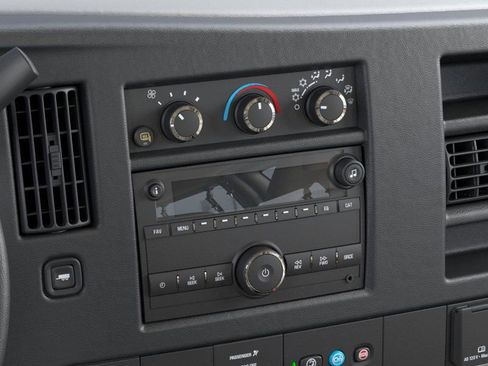 New 2025 GMC Savana 3500 Extended w/ Driver Convenience Package image 20