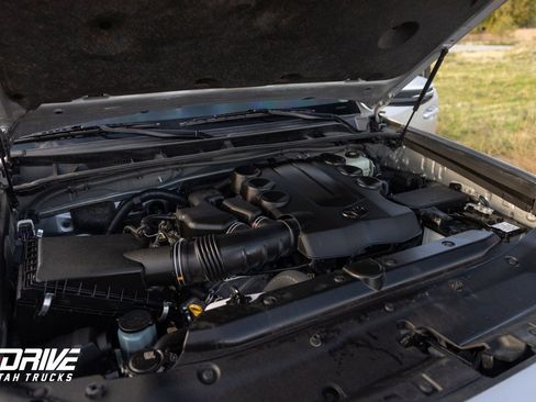 Used 2021 Toyota 4Runner TRD Off-Road Premium image 28