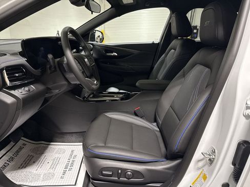 New 2026 Buick Envista Sport Touring image 18