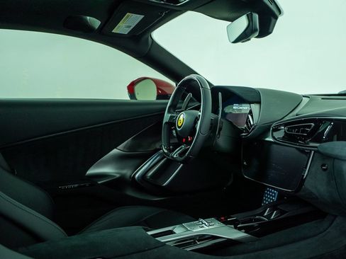 Certified 2025 Ferrari 12Cilindri RWD image 50