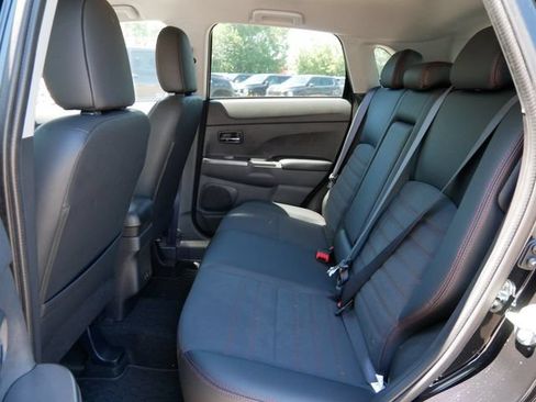 Used 2025 Mitsubishi Outlander Sport SE AWD/4WD image 11