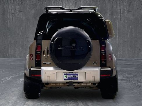Used 2020 Land Rover Defender 110 First Edition AWD/4WD image 5