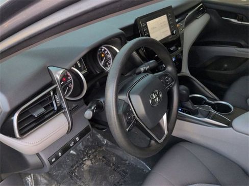 Used 2023 Toyota Camry LE image 10