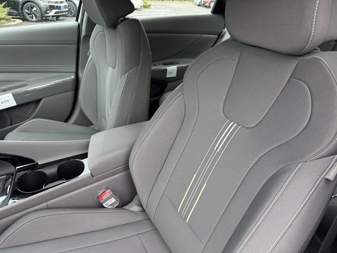 New 2026 Hyundai Elantra SEL Sport image 12