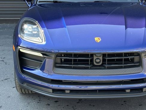 Certified 2026 Porsche Macan image 10