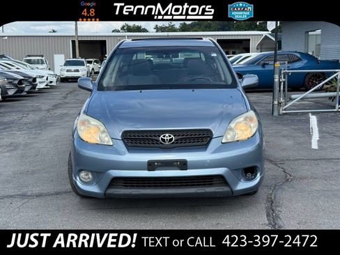 Used 2005 Toyota Matrix XR FWD image 2