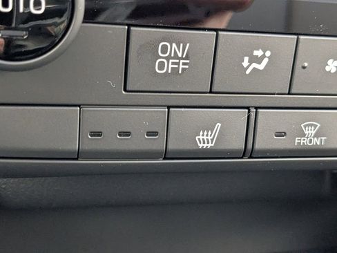 New 2026 Subaru Outback Limited AWD/4WD image 21