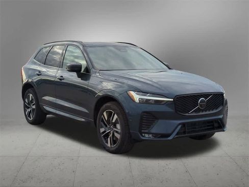 New 2026 Volvo XC60 B5 Plus w/ Protection Package Premier image 8